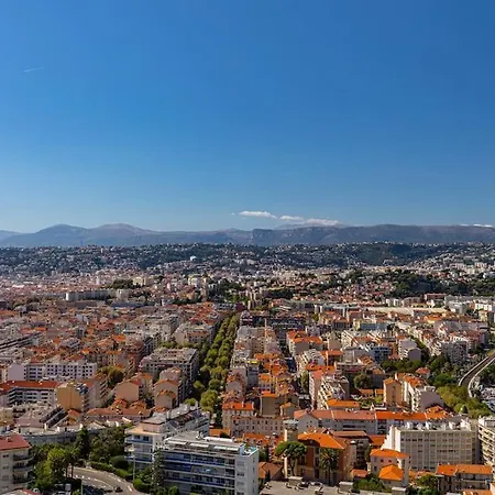 Appartement 2 Pieces Balcon Vue Imprenable Mer---ville---montagne *