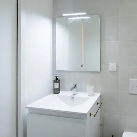#14 Staywiz Us -Central Balcony 5Mins Old Town & Sea Ac Wifi Nice