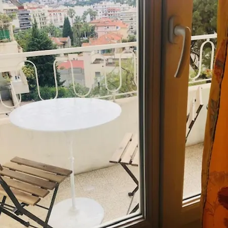 Apartment Spacious With Beautiful View Nice