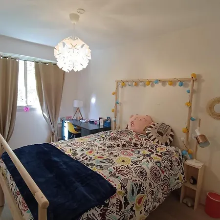 Apartment Spacious With Garden And Pool *