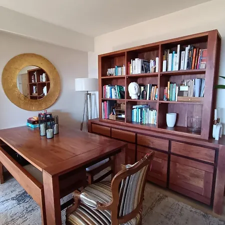 Apartment Spacious With Garden And Pool *