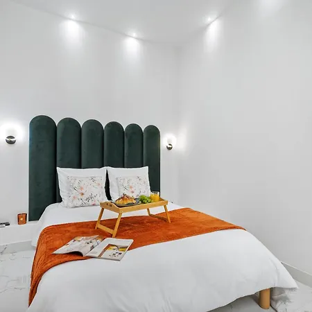 2 - Hyper Centre - Air-conditioned - Terrace - Quiet - Tramway - Equipped Kitchen - Wifi Appartement *