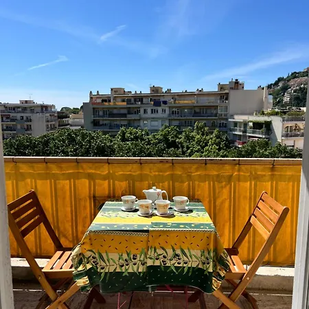 Appartement Style Vintage à Nice
