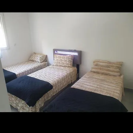 Grand Appartement, 2 Ou 3 Ou 4 Pieces, Tramway Sur Place, Proche Gare Sncf St Augustin 900 Metre , Aeroport 1200 Metre, Ou Allianz Riviera 10 Min, Palais Nikaia 2 Min , Supermarche Sur Place, Parking Possible Si Disponible Ou Payant A 1000 Metr Apartment