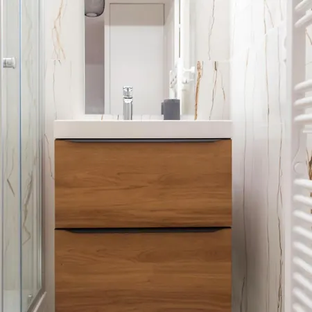 #58 Staywiz Us -logement Clim & Balcon 5mins Marche De La Apartment