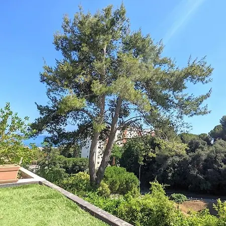 Studio Avec Terrasse Ensoleillee Et Piscine Apartment *
