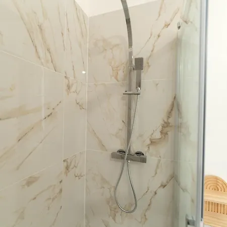 Le Celeste 3* Nice