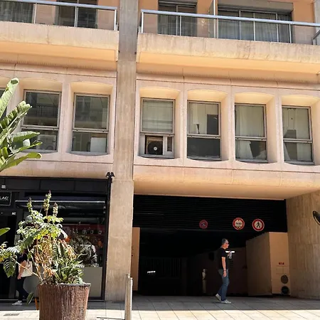 Spacious 3 Bedroom Flat Center - Magnificent View Appartement *