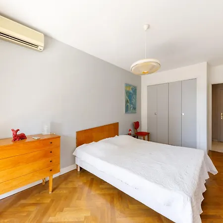 Family Apartment *