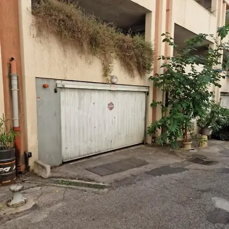 Appartement T2 *