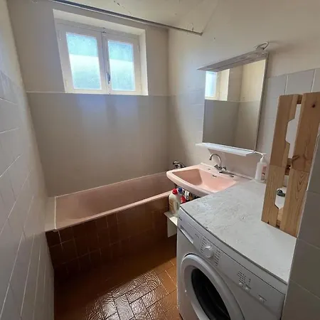 Fallicon - Spacieux T3 Dans Paisible Apartment *