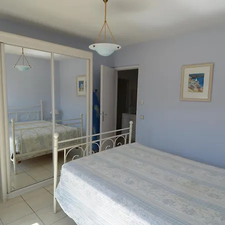 Appartement Helianthe - Superbe Avec Terrasse Vue Et Château Au Port De *