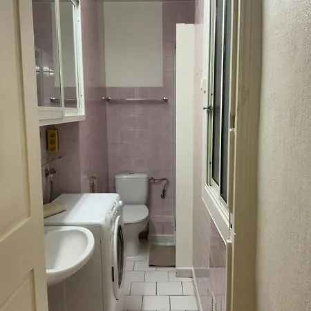 Cosy - 2 Chambres, Situé En Centre Appartement Nice