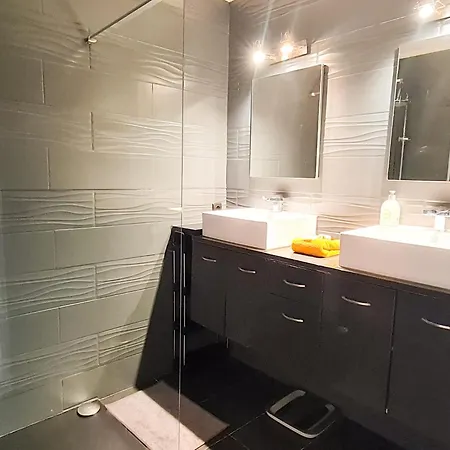 - - Tramway - Climatisation Apartment Nice