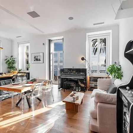 Apartment Beach Front - For Request Vvhatapp -0-0-33-7-4-5-4-0-8-4-6-8-amazing Location !!! Close To All !!!