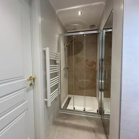 Appartement Extraordinaire Grand Au Centre 6 Minutes à Pied De La Et L'hôtel Negresco