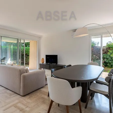 Garden Pool Parking Air Conditioning Family Friendly Apartment *