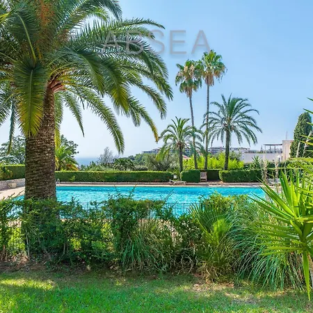 Garden Pool Parking Air Conditioning Family Friendly Apartment Nice
