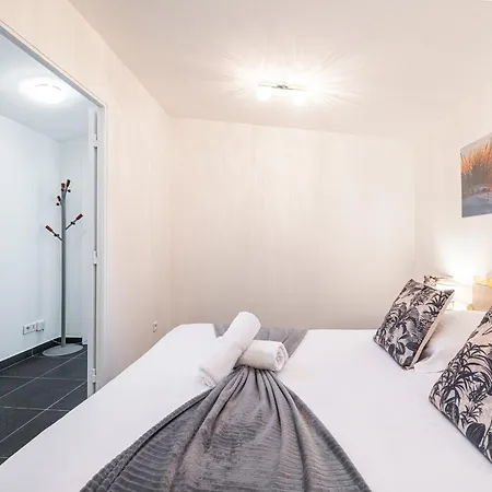 Appartement Large&quiet 1 Bdr At Port Nice