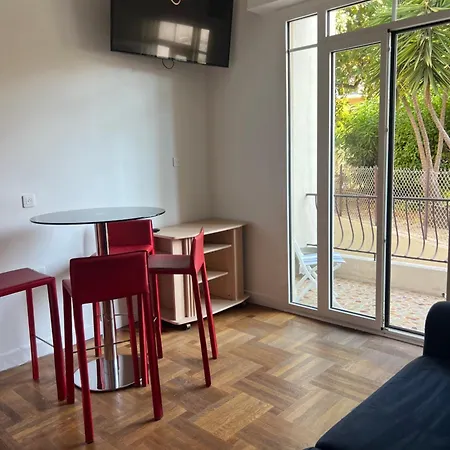 Appartement Long Nearby Mariottes H Town *