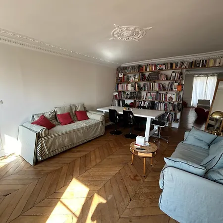 Le Grand Ruisseau Apartment