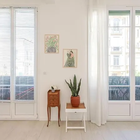 Cosy And Hyper Jean Medecin Nice