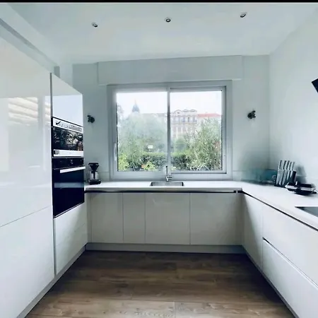 Luxueux Appartement, Carré D'or, Square Mozart