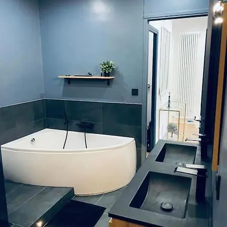 Luxueux Appartement, Carré D'or, Square Mozart * Nice