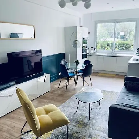 Luxueux Appartement, Carré D'or, Square Mozart Appartement