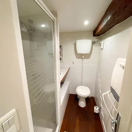 Appartement Atypique Au Coeur Du Vieux-nice