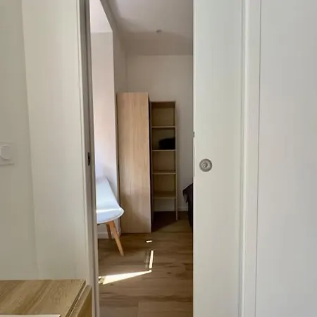 2 Pieces Quartier Du Port Nice