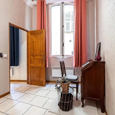 Appartement 2 Bdr Heart Old Town *