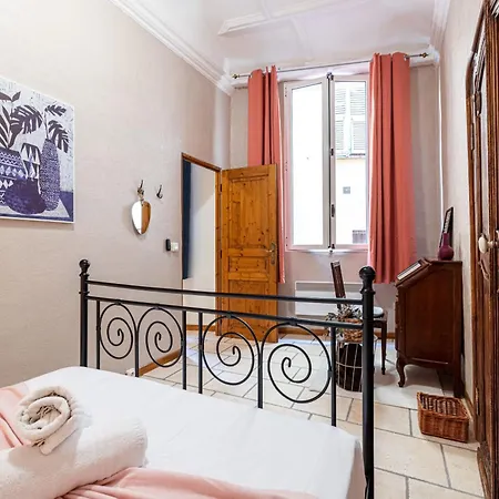 2 Bdr Heart Old Town Appartement Nice
