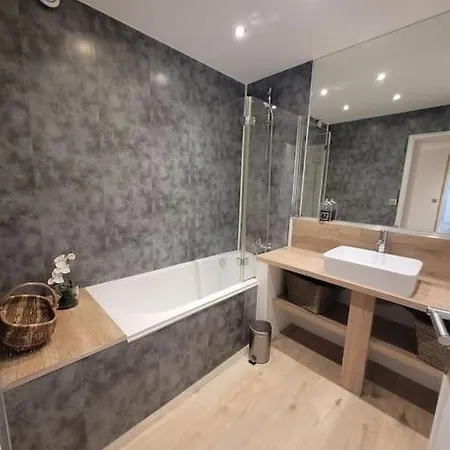 Apartment Le Bijou De Valrose - 4 Bedroom With Pool *