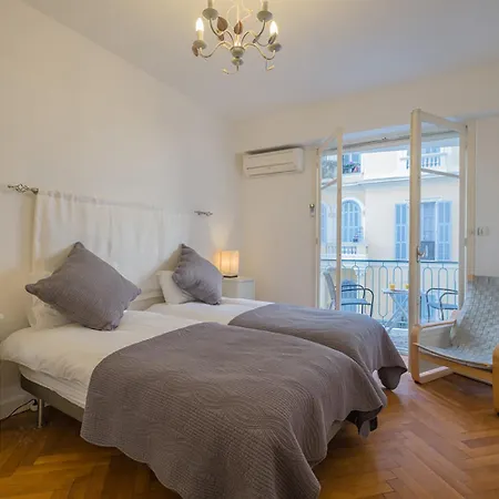 Luxury On Promenade Des In Appartement *