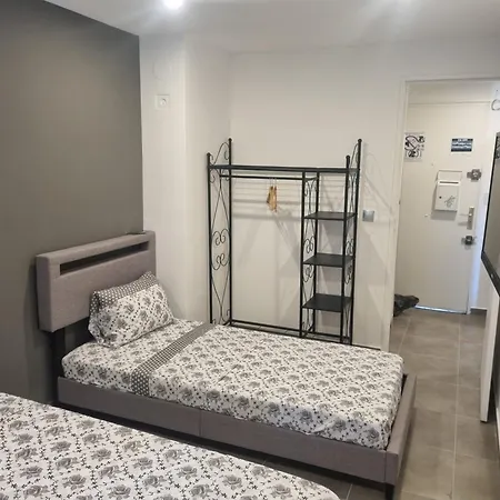 Privative Rénové 2024, Climatisation, Tramway Sur Place , 12 Min Centre, 16 Min Plage, Aperçu Latéral Mer, 2 Wc Avec 2 Salle De Bain, Private Renovated 2024, Air-conditioned , Tram On Spot, 2 Toilets&2 Bathrooms *