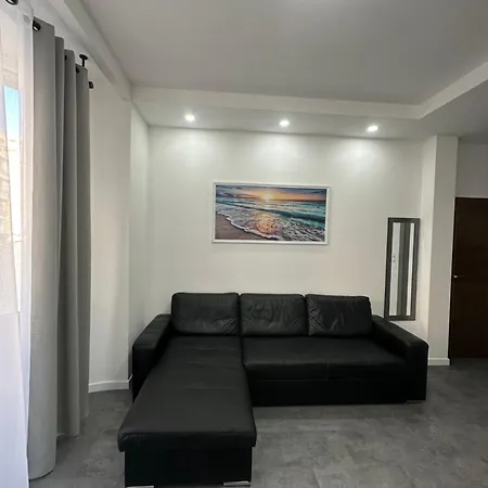 Appartement 3 Pieces Proche Du Negresco Nice