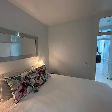Rossetti Rosa Vieux 2 Bed Appartement