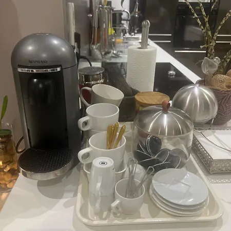 Chez Habitants Nice-port Homestay *