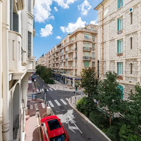 Apartment Renting - Joffre - Luxurious Haussmannian 180m2 4 Bedrooms *