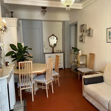 Appartement Beau T2 Proche Negresco *