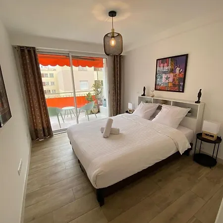 Magnifique T3, Spacieux, Lumineux Et Traversant Appartement