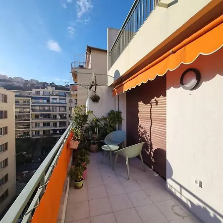 Magnifique T3, Spacieux, Lumineux Et Traversant Appartement *