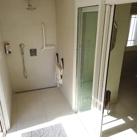 Villa Spacieuse, Totalement Adaptée Aux Normes Pmr Nice