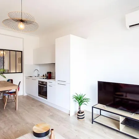 L53 Staywiz Us - 1br Des Postes, Place Massena Terrace & Ac Apartment *