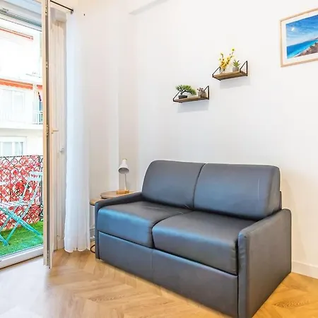 Appartement - - Superbe Avec Balcon - Centre - - Nice