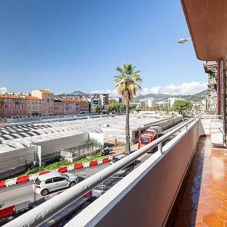 Large 2 Bdr&garage Appartement Nice