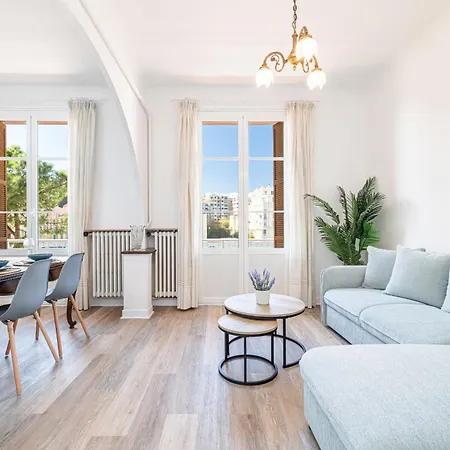 Large 2 Bdr&garage Appartement