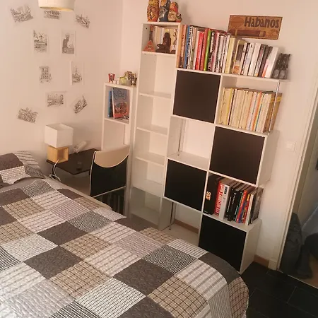 Séjour chez l'habitant - In The Owner's Nice