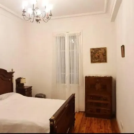 Superbe 4 Pièces 75 M Carrés Pour 2 à 6 Personnes Centre Parking 3 Jours Minimum Appartement *